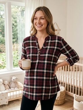 Feathers Maternity Pregnancy Expecting Casual Soft Plaid Stretch Top Blouse